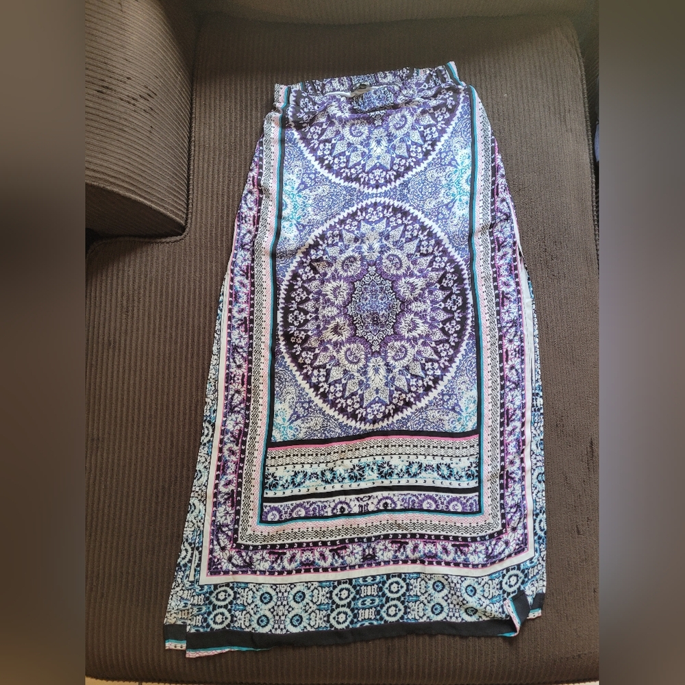 Express Boho Skirt With Double Slit - Picture 6 of 6